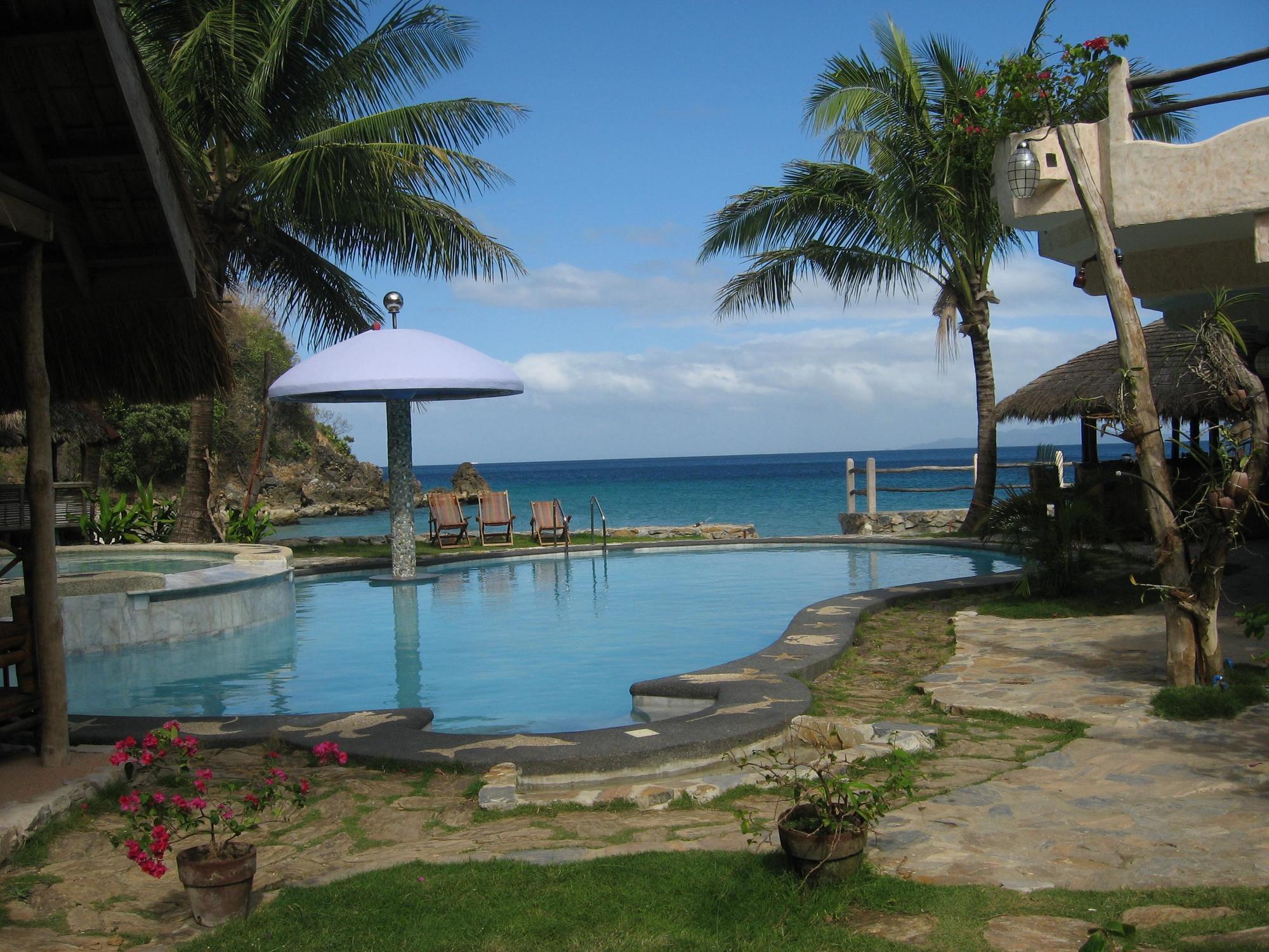 El Canonero Diving Beach Resort Puerto Galera Eksteriør billede