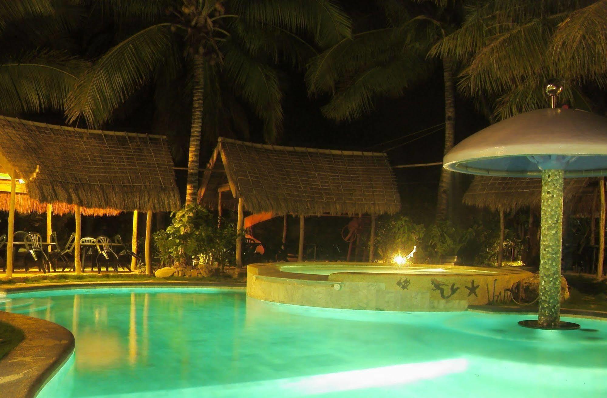 El Canonero Diving Beach Resort Puerto Galera Eksteriør billede