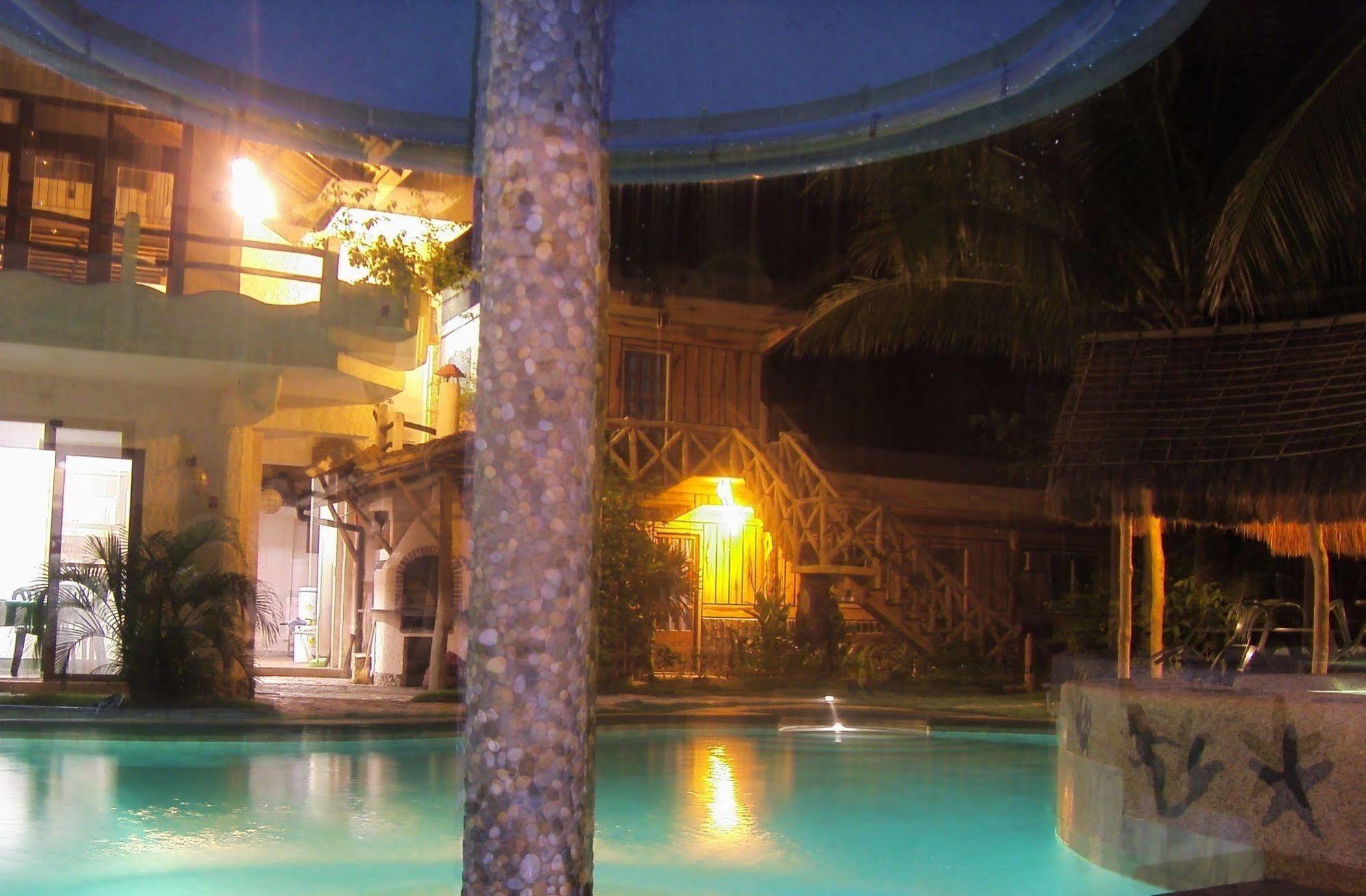El Canonero Diving Beach Resort Puerto Galera Eksteriør billede