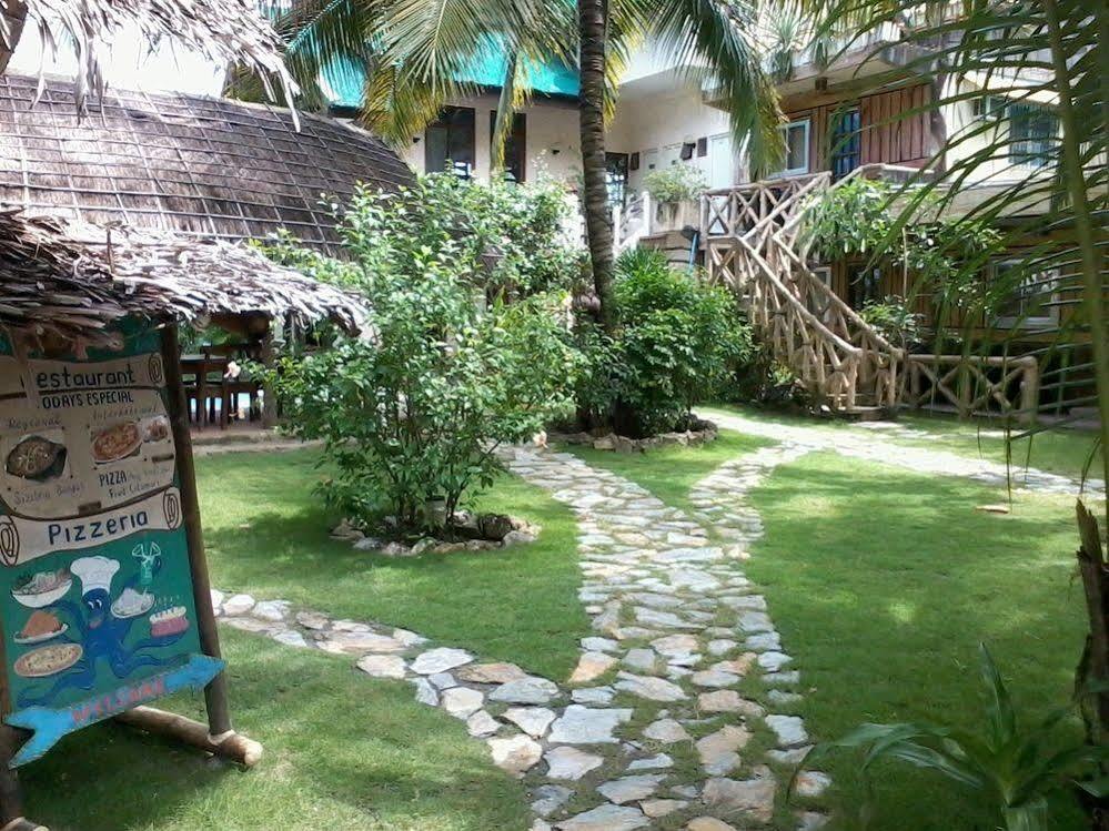 El Canonero Diving Beach Resort Puerto Galera Eksteriør billede